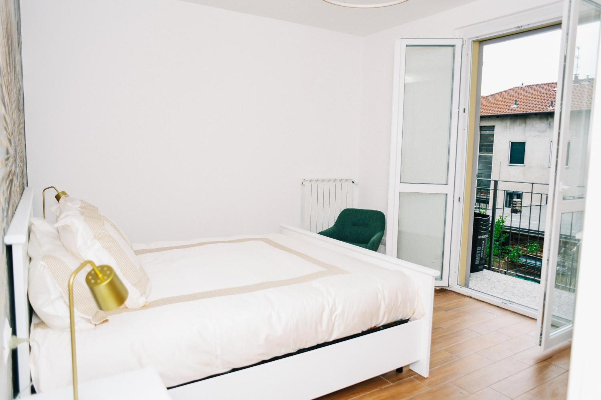 Lora Diamond Suite ,Free Parking, Self Check In,3 Комо Екстериор снимка