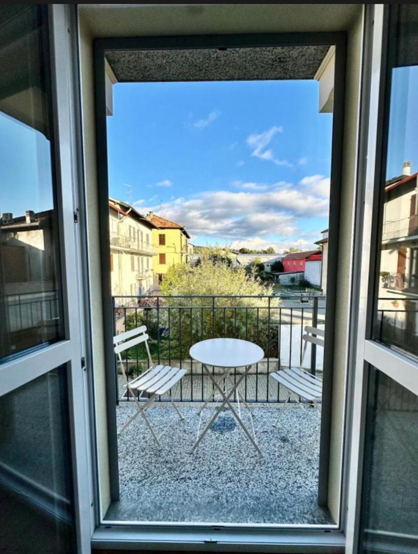 Lora Diamond Suite ,Free Parking, Self Check In,3 Комо Екстериор снимка